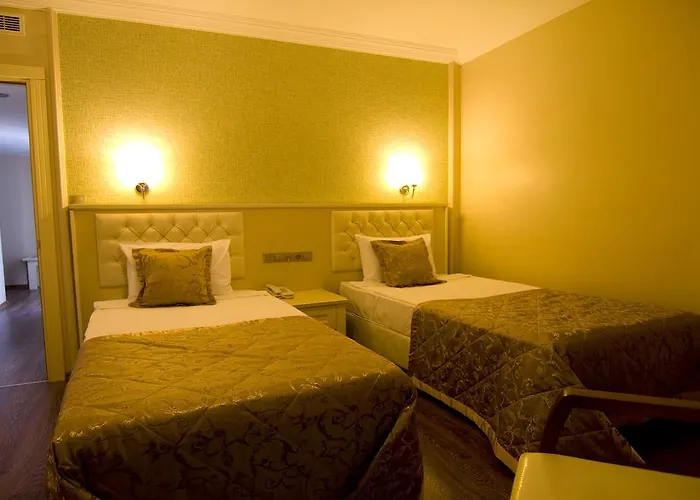 Отель Royal Sebaste Айас