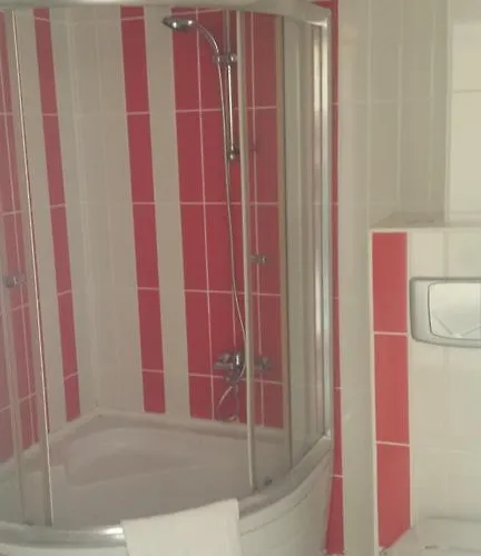 Отель Royal Sebaste