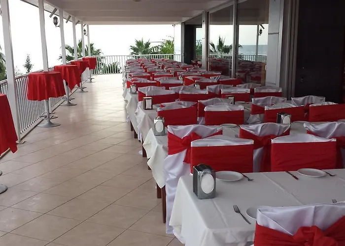 Отель Royal Sebaste Айас