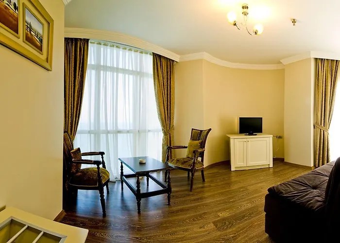 Royal Sebaste Айас